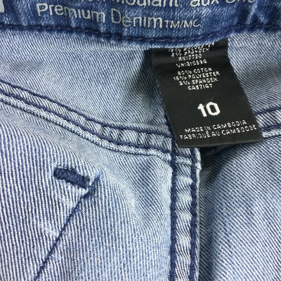 Blue  Jeans with zipper at the calf - Picture 5 of 5